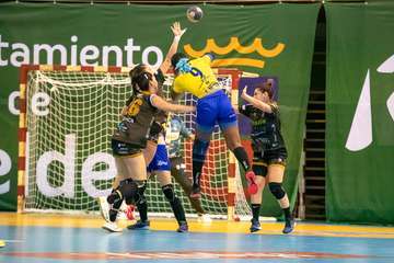 El Guardés juega mejor sus cartas para doblegar al Rocasa a domicilio (Foto TA)